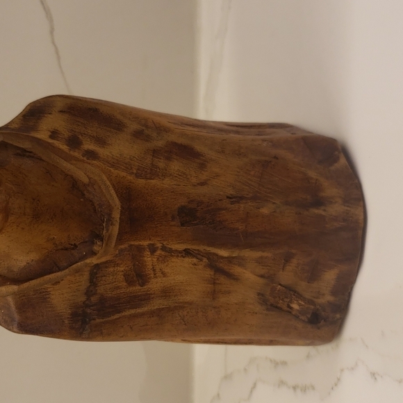 carved Wood Man Male Bust 9"h x 3.5"diam - Picture 6 of 7